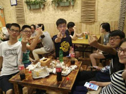 九台烧烤加盟,学烧烤技术,开烧烤店多少钱疯狂烤翅加盟